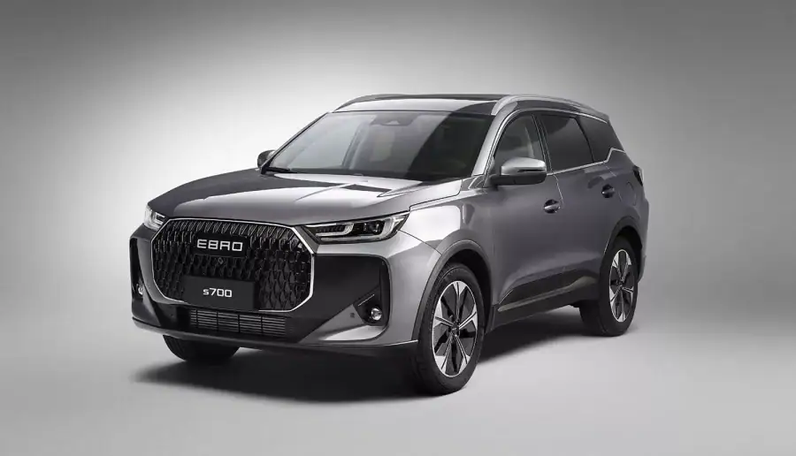 Renting Empresas Ebro S7001.6 TGDI Luxury 7 DCT Gris, Blanco / Negro