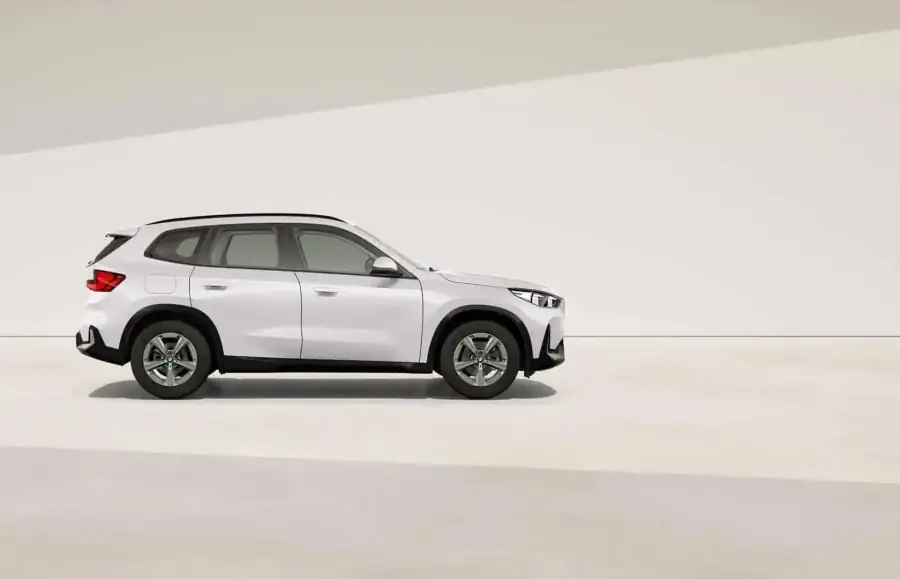 Renting Empresas BMW X1sDrive18d Premium Package Mineral White metalizado