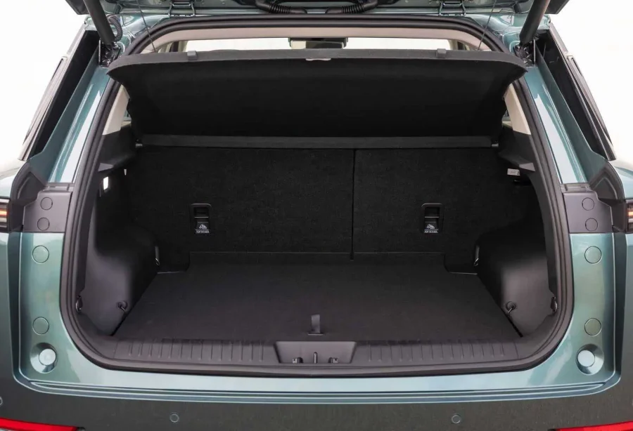 Renting Empresas Jaecoo 51.6 TGDI Exclusive Blanco Aura, Gris Antracita, Verde Posidonia