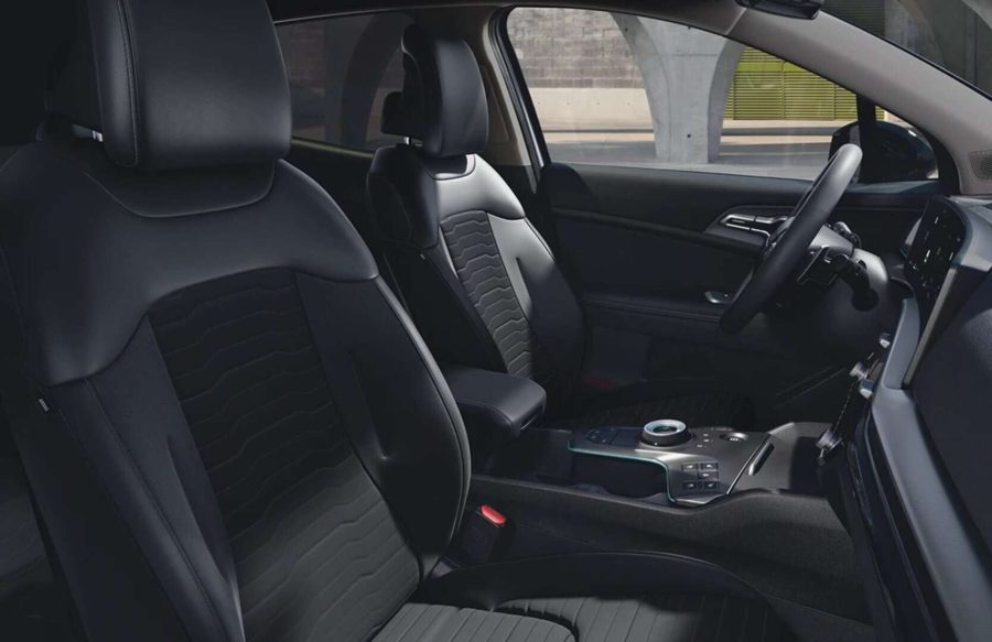 Renting Empresas Kia Sportage1.6 T-GDi HEV 176kW Concept Cassa White