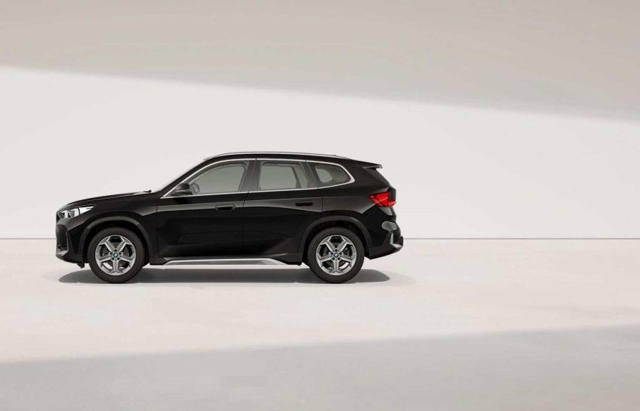 Renting Empresas BMW X1sDrive 20d Black Saphire