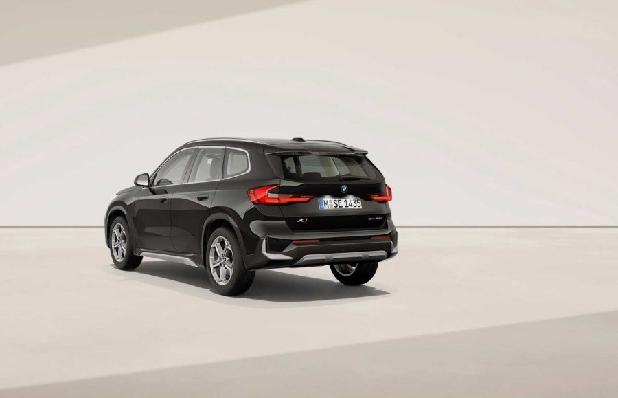Renting Empresas BMW X1sDrive 20d Black Saphire
