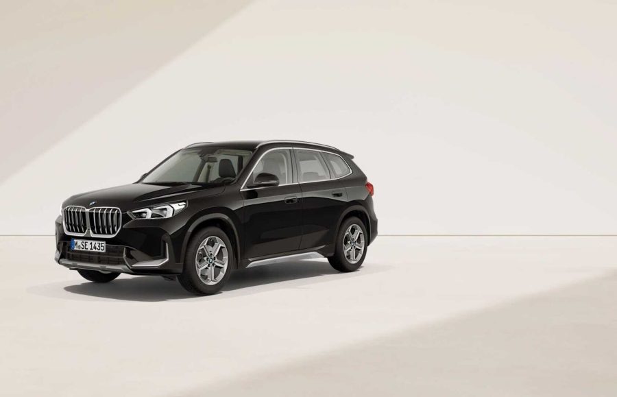 Renting Empresas BMW X1sDrive 20d Black Saphire