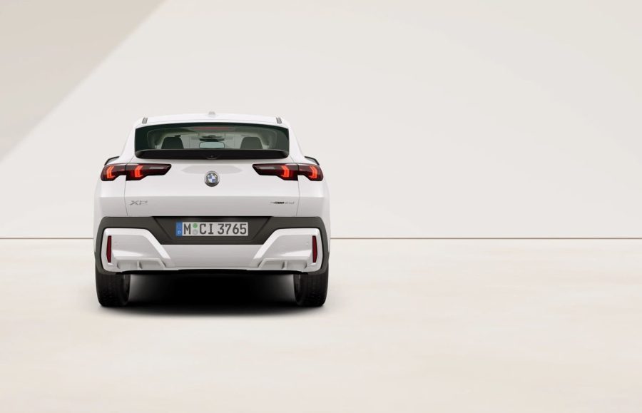 Renting Empresas BMW X2sDrive18d Premium Package Mineral White metalizado