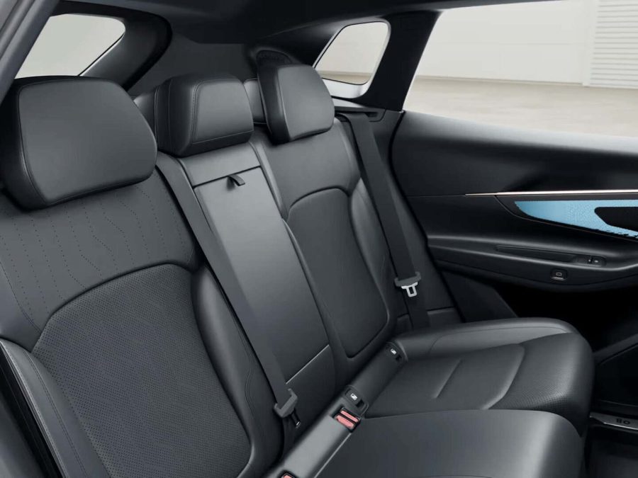 Renting Empresas Lynk & Co 081.5 PHEV Core Storm Gray