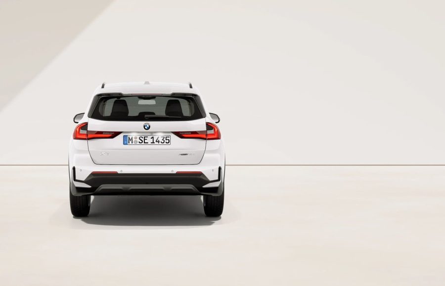 Renting Empresas BMW X1sDrive18d Premium Package Mineral White metalizado