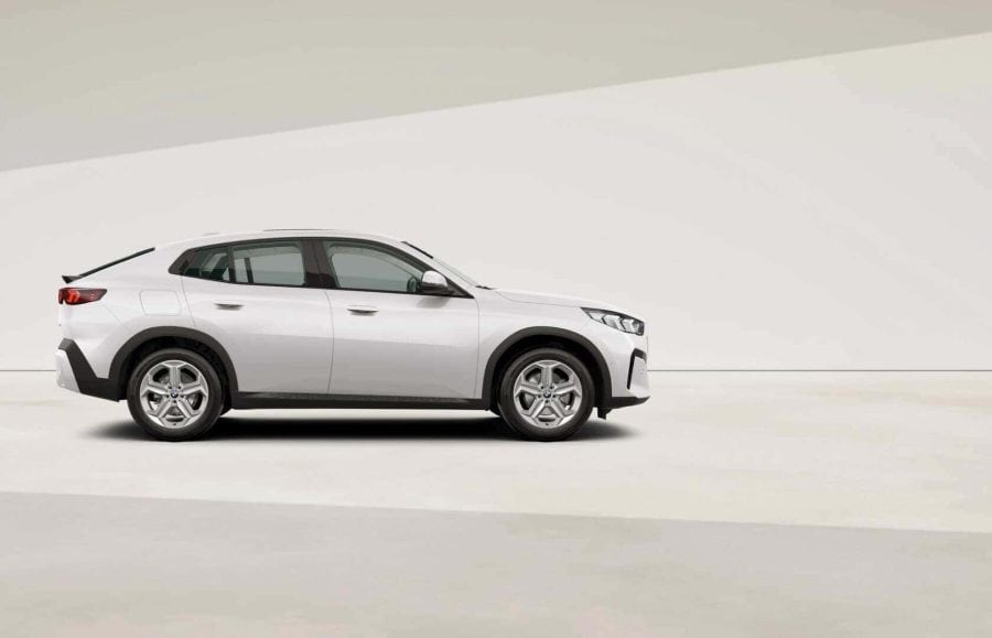 Renting Empresas BMW X2sDrive18d Premium Package Mineral White metalizado