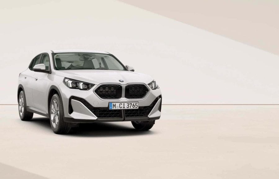 Renting Empresas BMW X2sDrive18d Premium Package Mineral White metalizado
