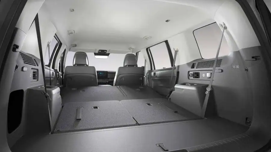 Renting Empresas Hyundai Santa Fe1.6T PHEV 4X4 AT Maxx White Cream