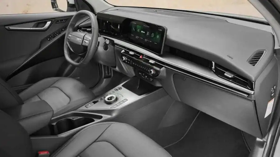 Renting Empresas Kia Niro1.6 HEV Concept Runway Red, Clear White