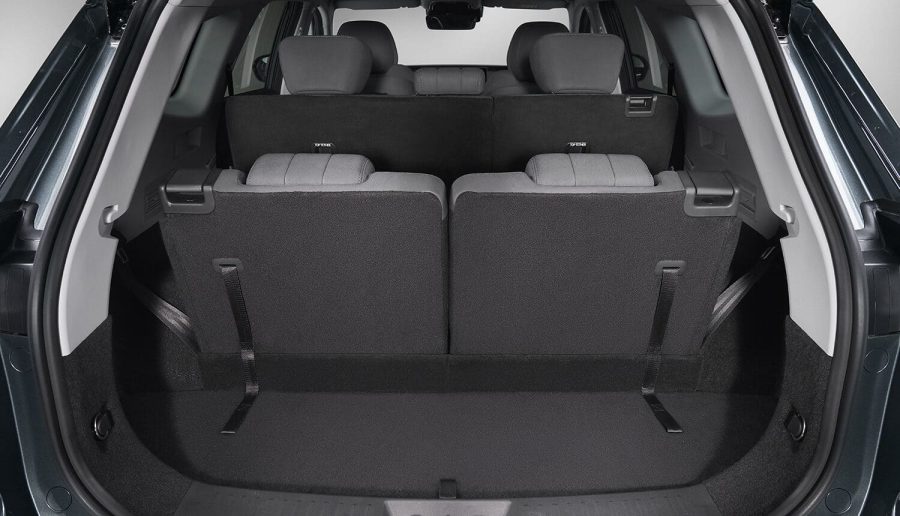 Renting Empresas Ebro S8001.5 TGDI PHEV Luxury E-CVT Blanco Khaki, Gris Bambu