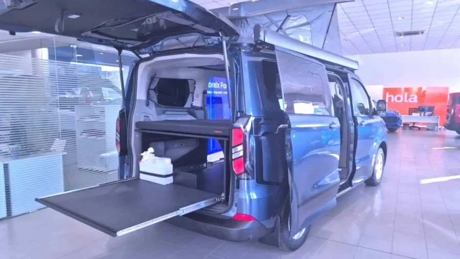 Renting Empresas Ford TransitCustom Kombi 2.0 EcoBlue 320 L1 Trend CAMPERIZADA Magnetic