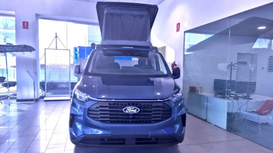 Renting Empresas Ford TransitCustom Kombi 2.0 EcoBlue 320 L1 Trend CAMPERIZADA Magnetic