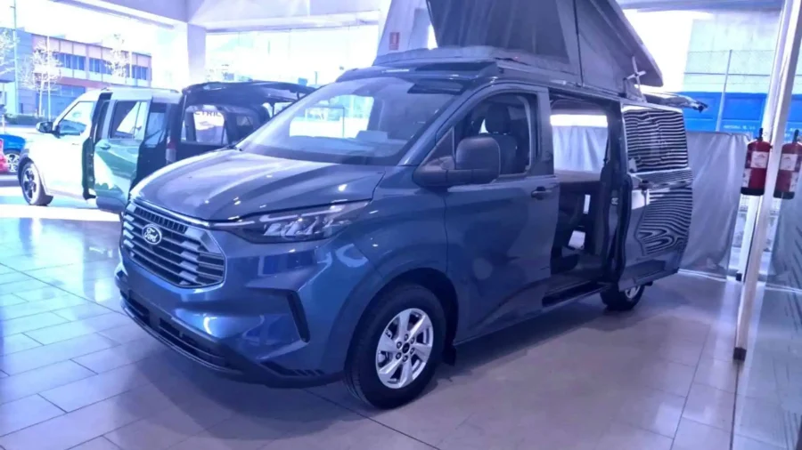 Renting Empresas Ford TransitCustom Kombi 2.0 EcoBlue 320 L1 Trend CAMPERIZADA Magnetic