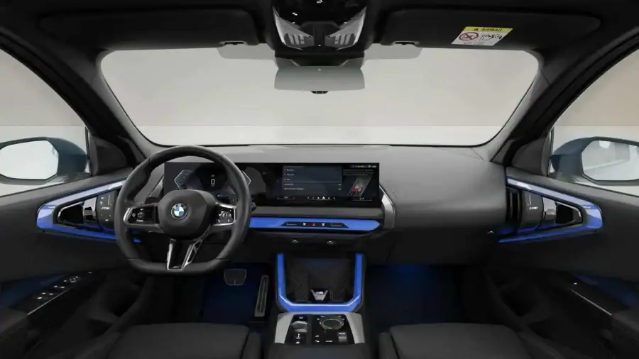 Renting Empresas BMW X320d xDrive M Sport Arctic Race Blue, Black Sapphire