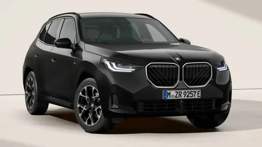Renting Empresas BMW X330e xDrive M Sport Black Sapphire, Arctic Race Blue