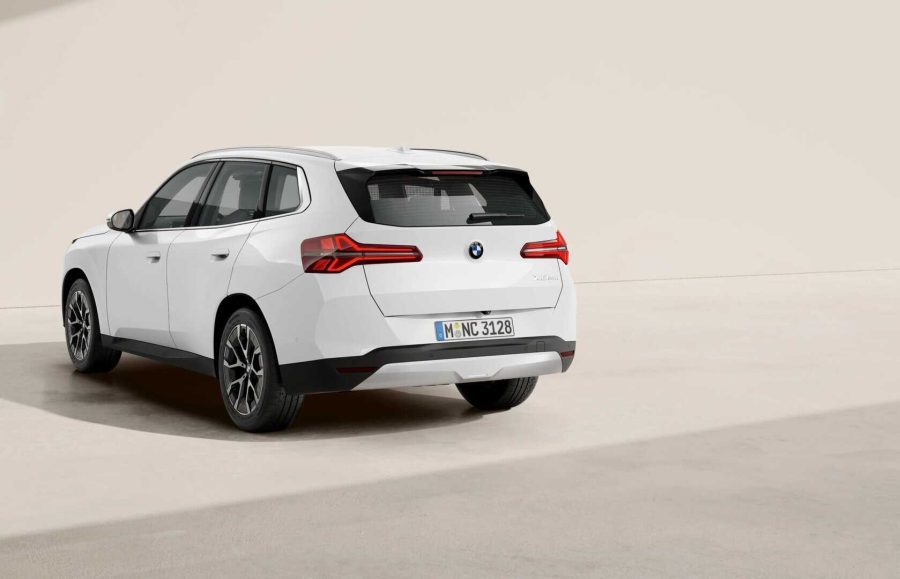 Renting Empresas BMW X320d xDrive Alpine White