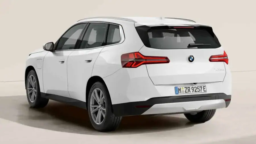 Renting Empresas BMW X330e xDrive Alpine White