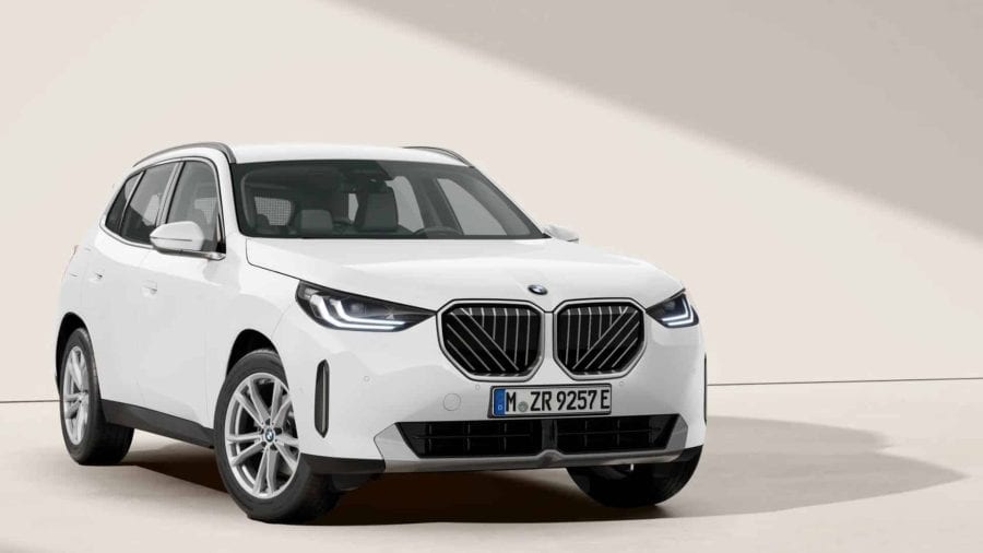 Renting Empresas BMW X330e xDrive Alpine White