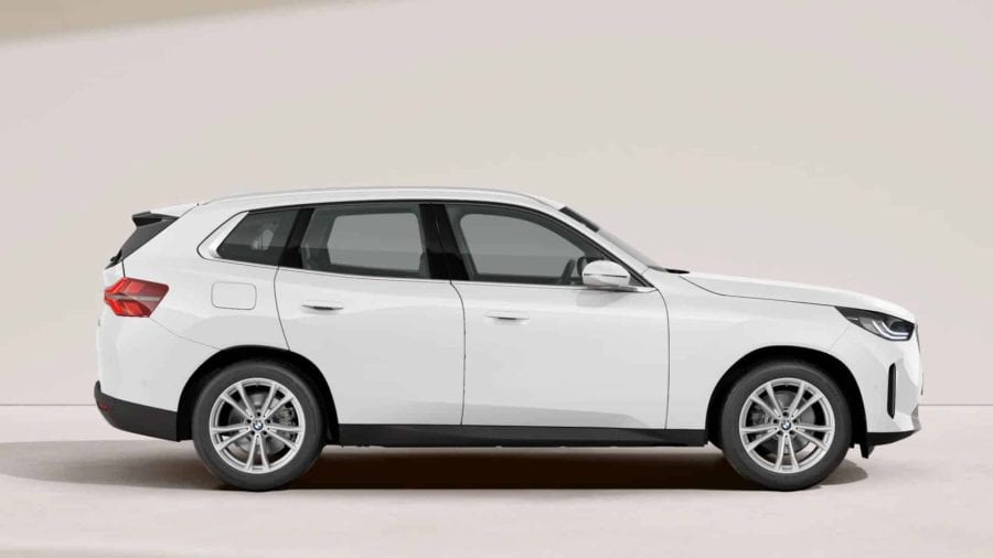 Renting Empresas BMW X330e xDrive Alpine White