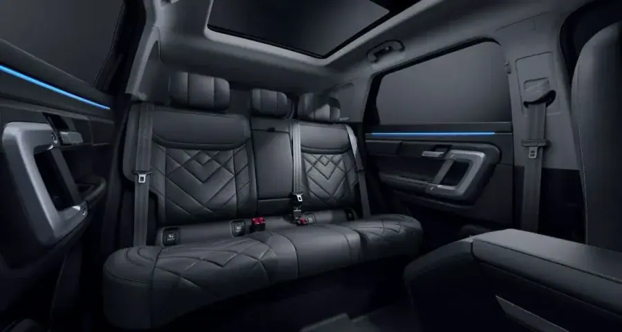 Renting Empresas Jaecoo 71.5 TGDI PHEV Business Gris Artemis, Blanco Aura